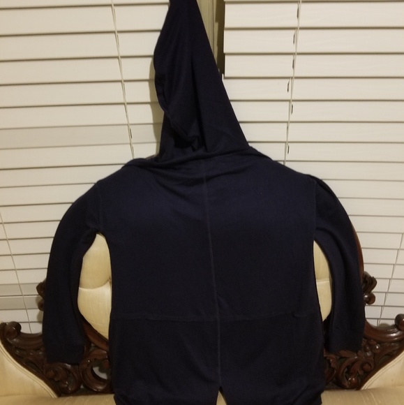 Cable and Gauge Blue Sweater - Picture 7 of 8